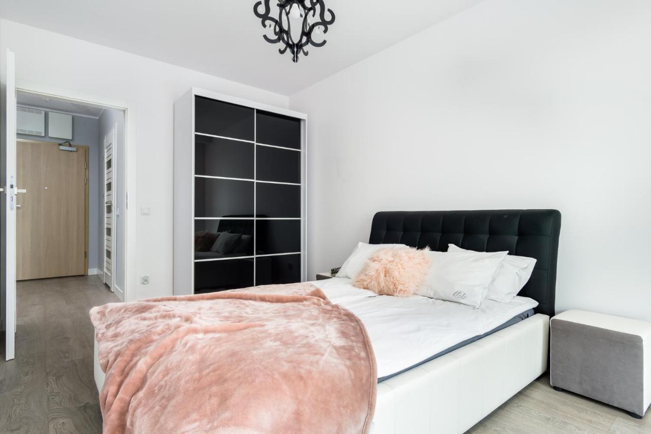 Elite Apartments Marine Cztery Oceany กดัญสก์ ภายนอก รูปภาพ